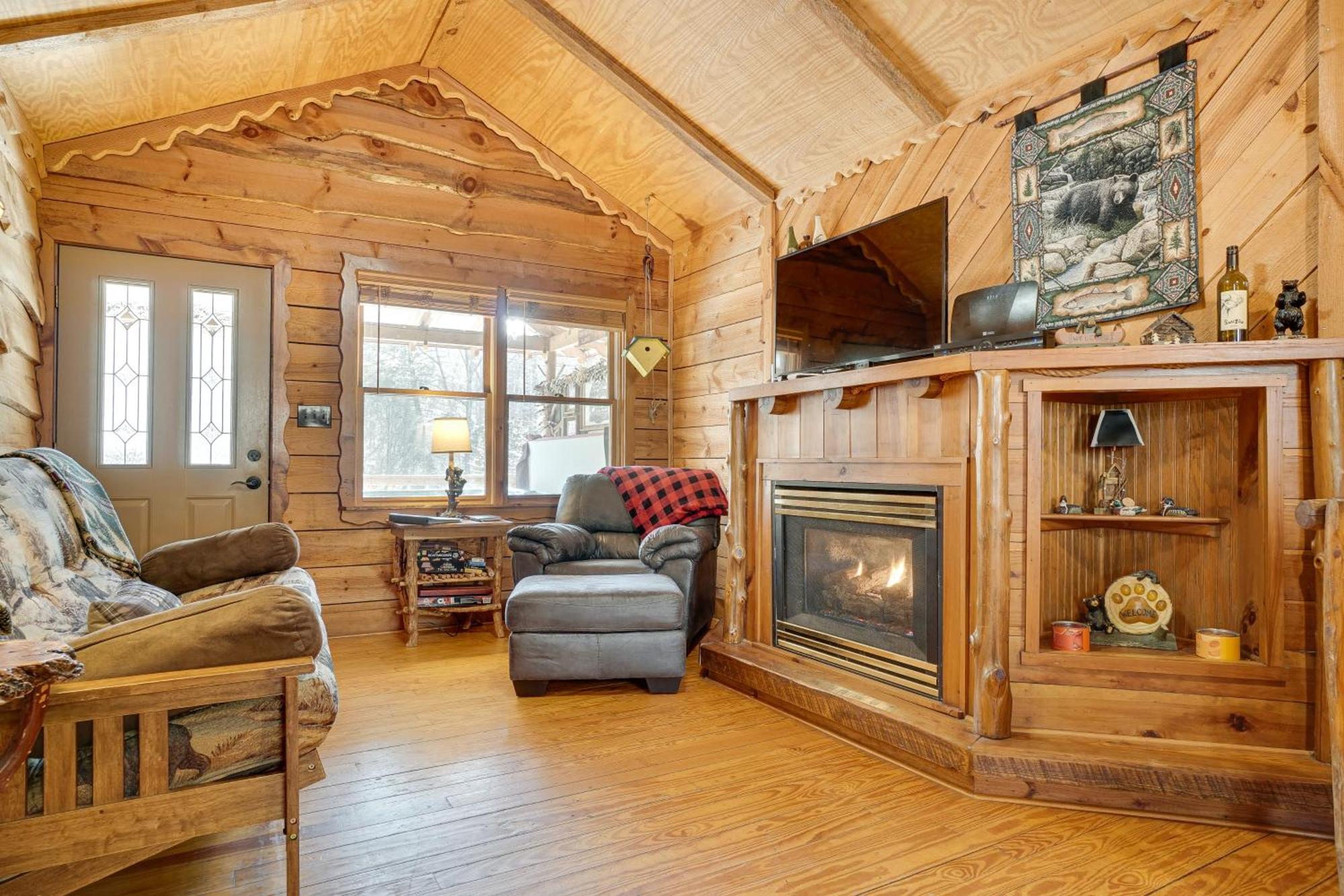 Secluded Family Retreat In Dahlonega With Hot Tub! Villa Bagian luar foto